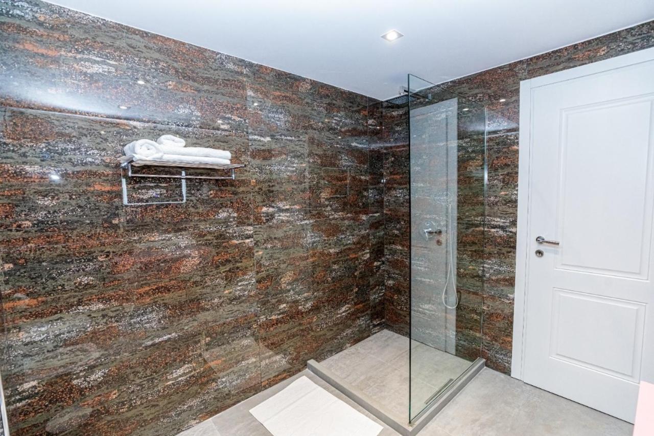 Hakuna Matata Residence & Apartments Vlora Kültér fotó
